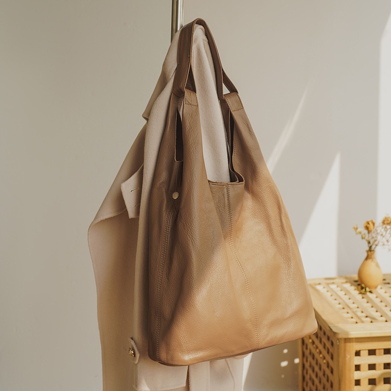 Tas Selempang Kulit Asli Wanit - Quiet Luxury Bags Tote ulasan dan harga